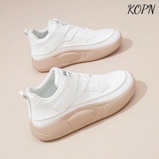 KOPN부드러운 가죽 운동화 여자 봄 대박 백합 두꺼운 밑창 가죽면 캐주얼화 미끄럼 방지 달리기 여행 흰 신발