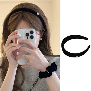 글로윅 귀안아픈 블랙 벨벳 리본 여성 머리띠 금장로고 베이직 헤어밴드