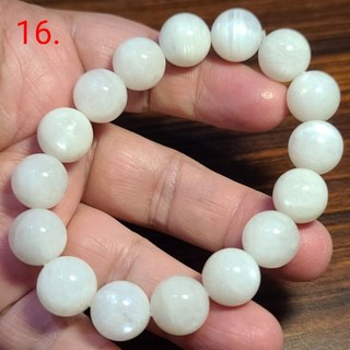 藍月光石 月光石 手鍊 手環 手珠 13mm 天然水晶玉石，散發優雅光芒，增添個人魅力