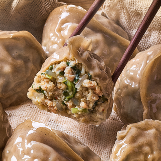 토박이마을 정통 강원도식 두메손맛 메밀만두 육즙 가득 프리미엄 떡국 전골, 1개, 720g