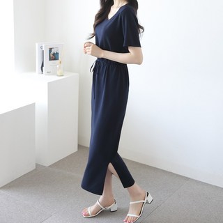 제니트 여성 부드러운 비스코스 허리 조절 스트랩 다크컬러 브이넥 반팔 니트 롱 원피스