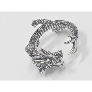 龍形開口戒指，銀色精緻設計，可調節時尚個性飾品