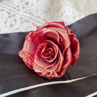 （獨家）永生花 幻彩永生玫瑰 星空系列 人魚光永生花 黑玫瑰 網美 花盒材料 永生玫瑰 玫瑰花 捧花 胸花 盆花 花束材, 花好月圓