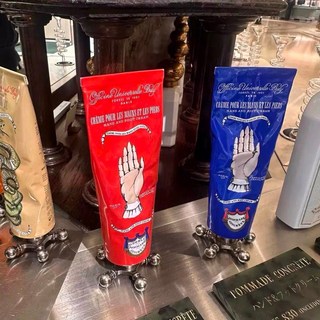 日本代購BU 1803護手霜 藍管經典款 紅管經典款75ml，深層滋潤，修護細紋，隨身攜帶, 1個, 藍管+紅管（禮品套盒）