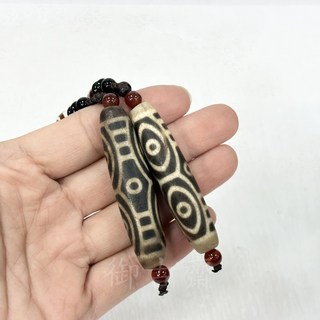 御古齋 精選天然西藏瑪瑙帶眼天珠項鍊 開運 提升正能量 增強磁場 消災解厄 避邪 平安件 [多種款式], 1個, 款九 六眼天珠, Multi-color