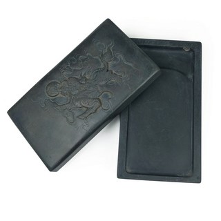 《博古珍藏》清．御製螭龍紋歙硯．659公克．早期收藏．老件文物．宮廷文房用品．國際拍賣級．超值回饋, 1個