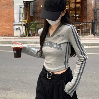 灰色V領短款上衣女早秋小個子穿搭甜辣別緻小衫爵士舞修身長袖T恤