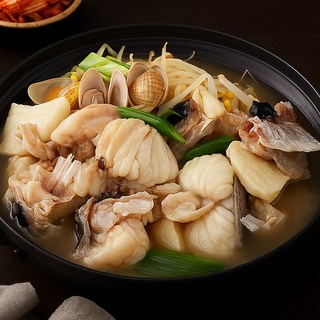 어부백서 아구탕 700g 손질 아귀탕 밀키트 얼큰 해장, 1개, 650g