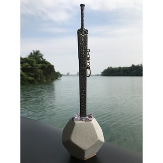 石中劍之倚天劍--石中寶劍象徵鎮妖除魔防小人.辦公室必備(台灣在地文創)