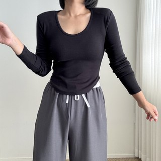 에이치스 글램무드 직각어깨핏 패드내장 허리잘록 밑단굴림 크롭 여성 유넥 슬림 긴팔티