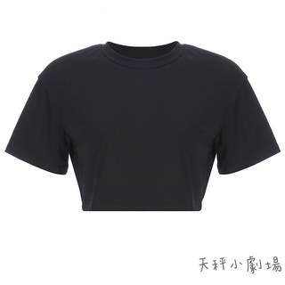 圓領短版短T上衣，顯瘦露臍