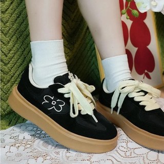 We Flower 德訓鞋 小花鞋 厚底 反絨皮 經典黑 - Simon.co 現貨