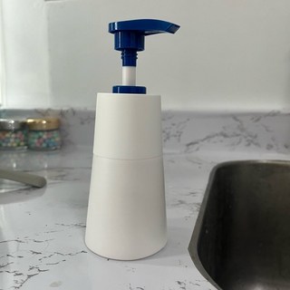 胺基酸潔面乳，150ml泡沫豐富大容量, 1個