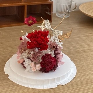 Floraflower 永生康乃馨蛋糕花 (不可食用)〖母親節禮物〗永生花乾燥花 精美禮物 母親節 生日 情人節, 淺紫