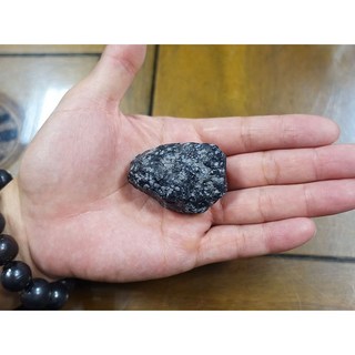 §能量礦石§ 雪花黑曜岩 黑曜石原礦 重量62克 美國猶他州 火山玻璃 黑曜石 黑曜岩, 1個, 62g