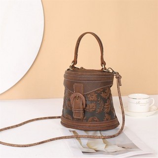 頭層瘋馬牛皮 復古雕刻馬鞍包 馬蹄斜挎包, 1個, 1棕黃升級款馬蹄微色差