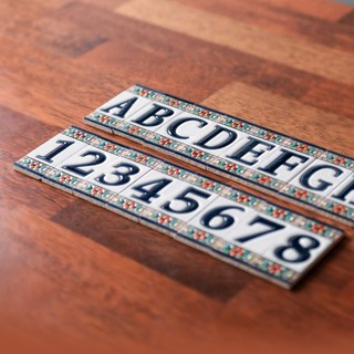 헤븐센스 스페니쉬 레터 이니셜 데코 타일 - 플로레스 M, 알파벳R