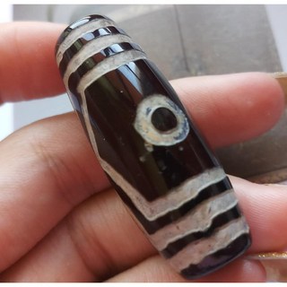 西藏老天珠 內雕刻老瑪瑙3眼天珠《鑲蝕紅瑪瑙玉髓 保存良好 》