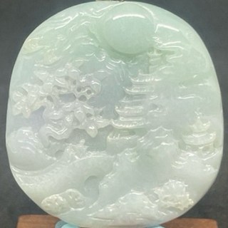 A貨翡翠山水牌 精緻雕刻 淡綠玉墜 寓意平安吉祥