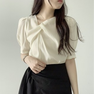 [텐셀80% /국내제작] 에디션데이즈 리아 꼬임 언발 쉬폰 반팔 블라우스 / 여름 심플 베이직 기본템 데일리룩 직장인 출근룩 여성 여자 결혼식 하객룩 비즈니스 캐주얼 청순 페미닌룩