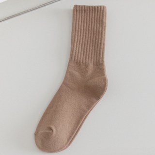 襪子 中筒襪 奶茶色系 學生襪 男女彈性襪 潮襪 素面襪子