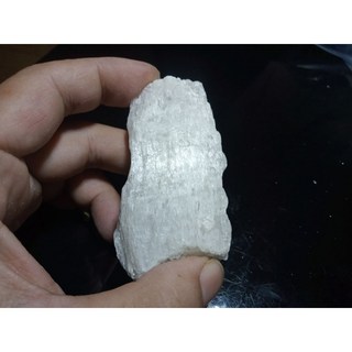 《晶棋》紫鋰輝 Kunzite 礦物標本 0907-C 天然療癒石 居家裝飾擺件