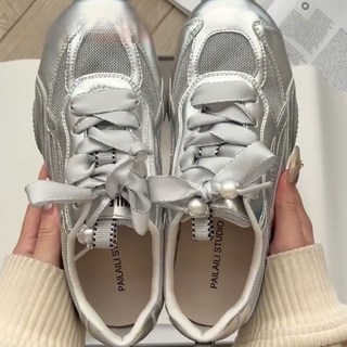 平底內增高老爹鞋女，輕盈透氣阿甘運動休閒德訓鞋，舒適平底增高設計，台灣快速出貨