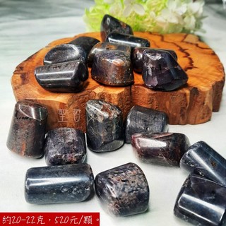 剛玉滾石 印度 王者之石 守護心臟與愛的寶石 七月的誕生石