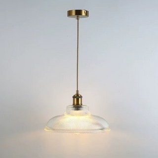 透明玻璃黃銅色復古吊燈，簡約造型易於安裝，適用於餐廳臥室書房，營造溫馨舒適氛圍, 簡約金屬餐廳吊燈.復古餐吊燈.北歐餐吊燈.餐廳吊燈.燈.電燈.餐桌燈.吧檯燈.中島吊燈