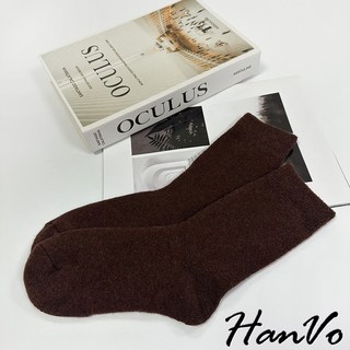 HanVo 男款加厚保暖羊毛中筒襪 秋冬絨毛素色潮流休閒襪 B07-7046