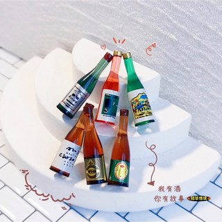 隨草憶境（6件套）迷你仿真酒瓶套裝 紅酒洋酒袖珍模型 娃娃屋微縮食玩擺件, 1個, 單入（款式隨機，多拍不重覆）