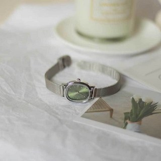 藝術感石英防水女款手錶，精緻復古冷淡風