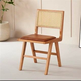北歐複古風實木藤編靠背餐椅家用民宿昌迪加爾設計師日式化妝凳子椅子, 1個, 櫻桃色