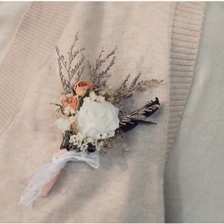 DAY OFF 胸花 永生玫瑰 結婚 伴娘 畢業胸花 飾品 手腕花 永生花, 1個