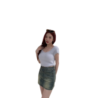 短袖V領針織上衣，柔軟蓬鬆材質，修身顯瘦，多色可選