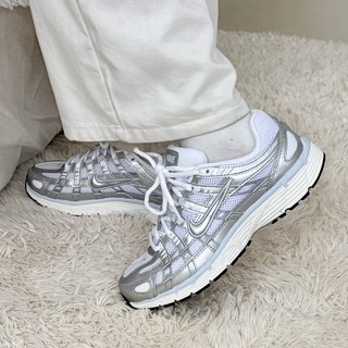 나이키 p6000 화이트 실버 발편한 운동화 푹신한 신발 런닝화 + leapspt 파우치