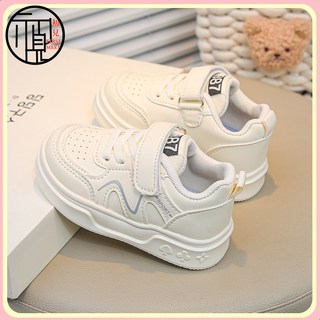 兒童闆鞋男童新款鞋子軟底女童運動鞋小白鞋輕便寶寶鞋子1-3-6嵗