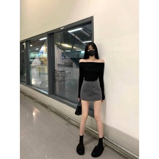 辣妹一字肩長袖T恤女裝春季新款修身短款黑色露肩上衣打底衫