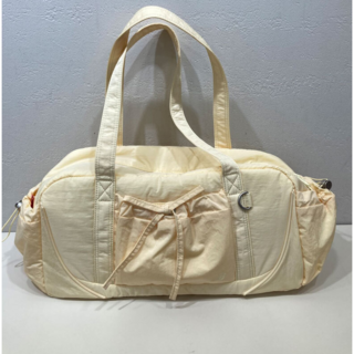 뉴발란스 글로시 리본 더플백 여자 만능 운동가방 여행가방 스포츠가방 NBGCFSW105 옐로, 1개, 엘로