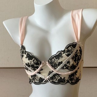 法式刺繡蕾絲紅色內衣套裝女薄款顯小胸舒適無痕文胸罩, 1個, 黑色單件34/75AB