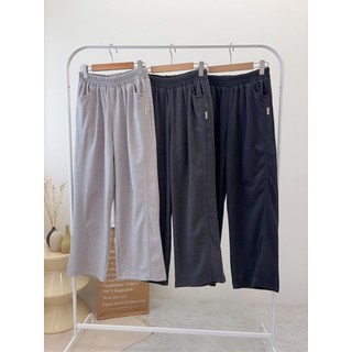 鬆緊腰頭寬褲，休閒百搭