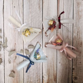 花絆伴熱銷金莎小花束 七夕情人節小花束送禮專區, 隨機現貨馬上出貨不挑包裝,單花束, 1個