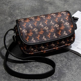 男生小方包 男用側背包 防水斜背包 運動側背包, 馬車咖