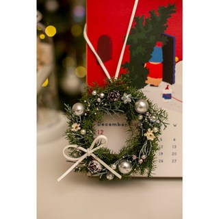 DAY OFF 聖誕花圈 門上裝飾 聖誕節禮物 交換禮物 聖誕樹 聖誕佈置 仿真花 乾燥花 永生花 聖誕節裝飾品, 小花圈 10cm, 1個, 綠色