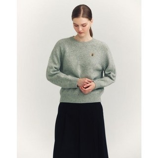 헤지스레이디스 [24FW] [가격인하][울] 라이트그레이 로고 포인트 라운드넥 네프 스웨터 HSSW4D813G1 데일리룩 가을 니트