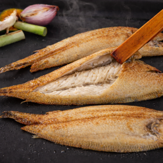 [군산 박대] 노크마켓 반건조 박대 선물용 가정용 (왕특대 37~40cm), 1개, 왕특대(37~40cm) 10미