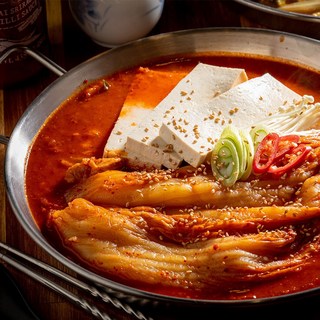 옛날 제주 흑돼지 묵은지 김치찜 1.2kg 3인분, 1개