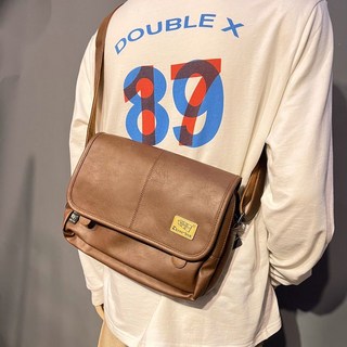 threebox韓版男單肩包男休閑青年斜挎郵差包韓版橫款包IPAD挎包, 淺啡色