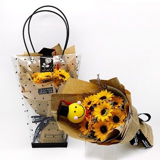 FlowerSP 畢業花禮玫瑰香皂花束 畢業花束/畢業禮物/畢業季/香皂花, 1個