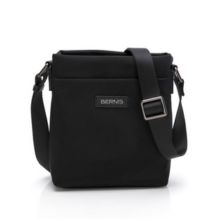 BERNIS 超細尼龍多格層側背包 直式斜背包 輕便小包 防潑水材質 男女適用 時尚百搭, 黑色